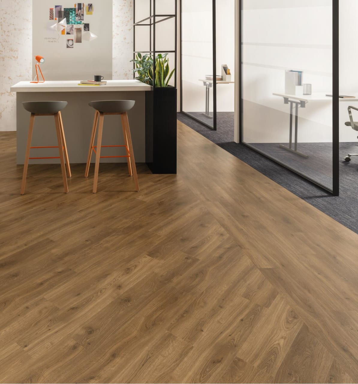 Brindle Oak | SX5W2657 | Amtico Access Loose Lay Vinyl